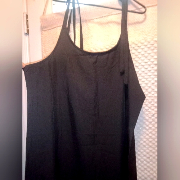 Cute long dress 👗🖤🥰 - Picture 4 of 7